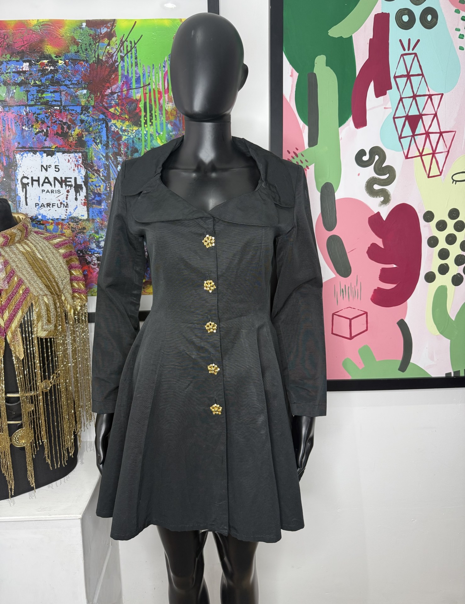 Vintage Structured Black & Gold Fit And Flare Dress